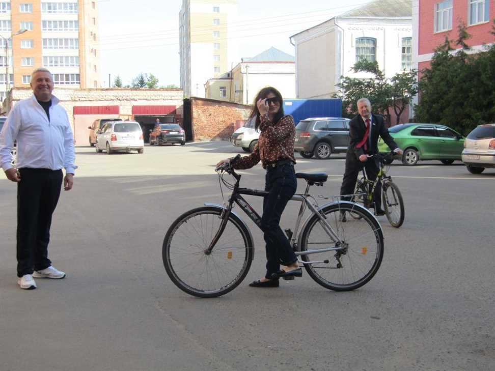 Клинчане приняли участие во Всероссийской акции «На работу на велосипеде»