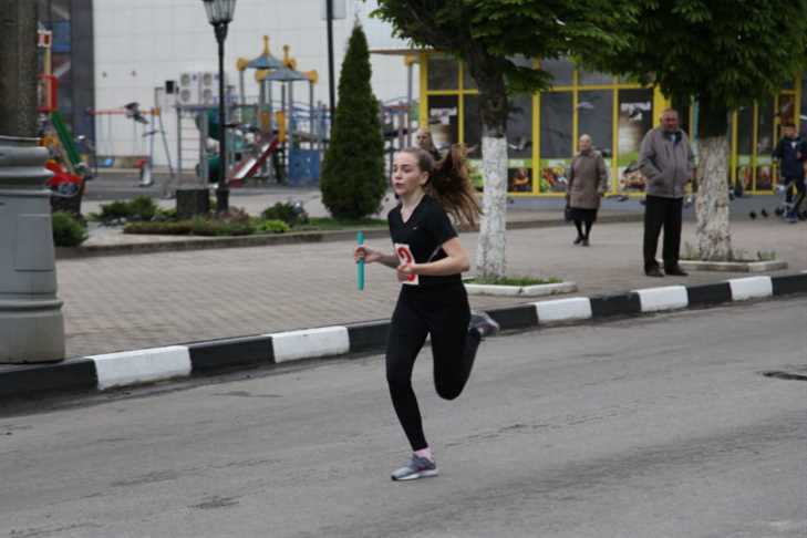 В Клинцах прошел легкоатлетический пробег, посвященный Дню Победы