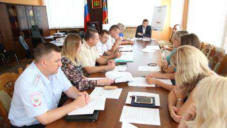 Заседание координационного совета по реализации основных направлений демографической политики в городе.