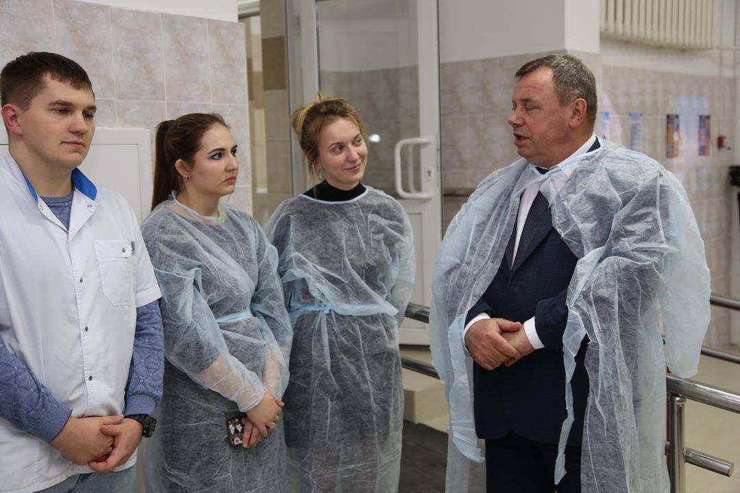 Александр Богомаз торжественно открыл сосудистый центр в Клинцах