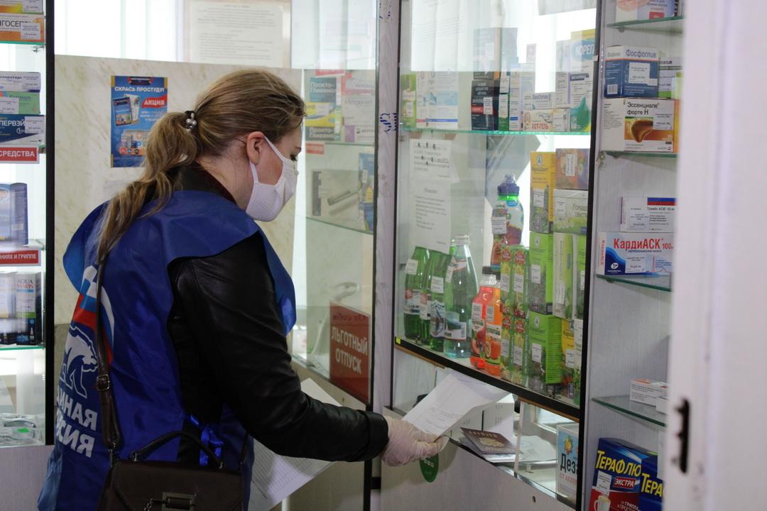 Клинцовские волонтеры в период пандемии коронавируса продолжают помогать горожанам.