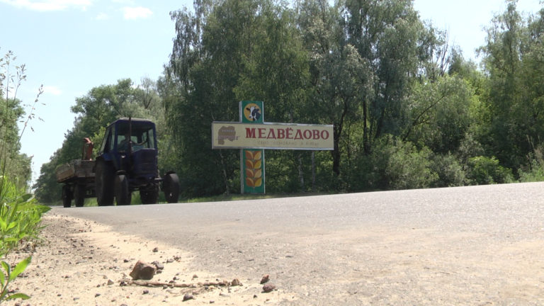 В селе Медвёдово построена детская спортивная площадка