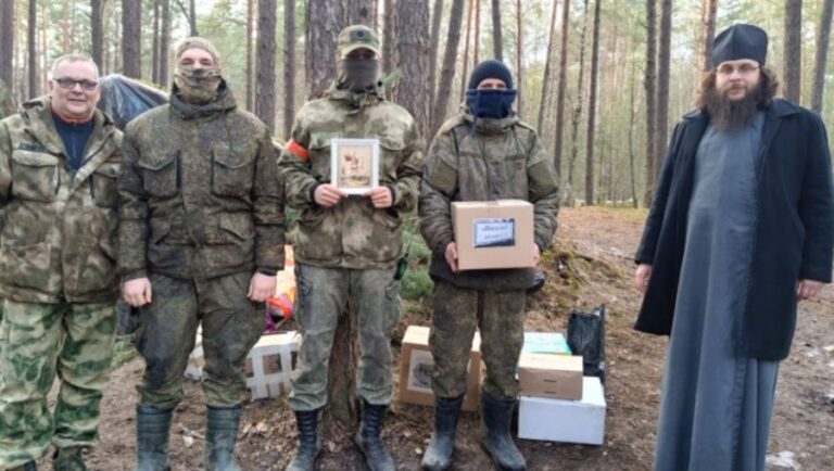 Старообрядцы из Клинцов передали военнослужащим душевные подарки от прихожан