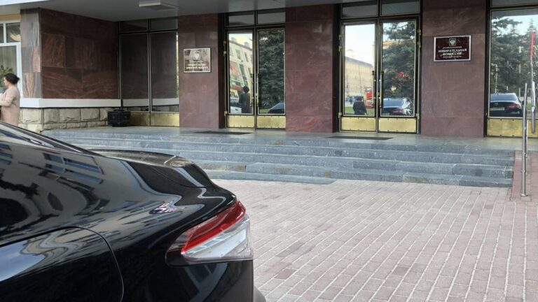После призыва Путина чиновники Брянской области обязаны отказаться от иномарок в пользу российских автомобилей